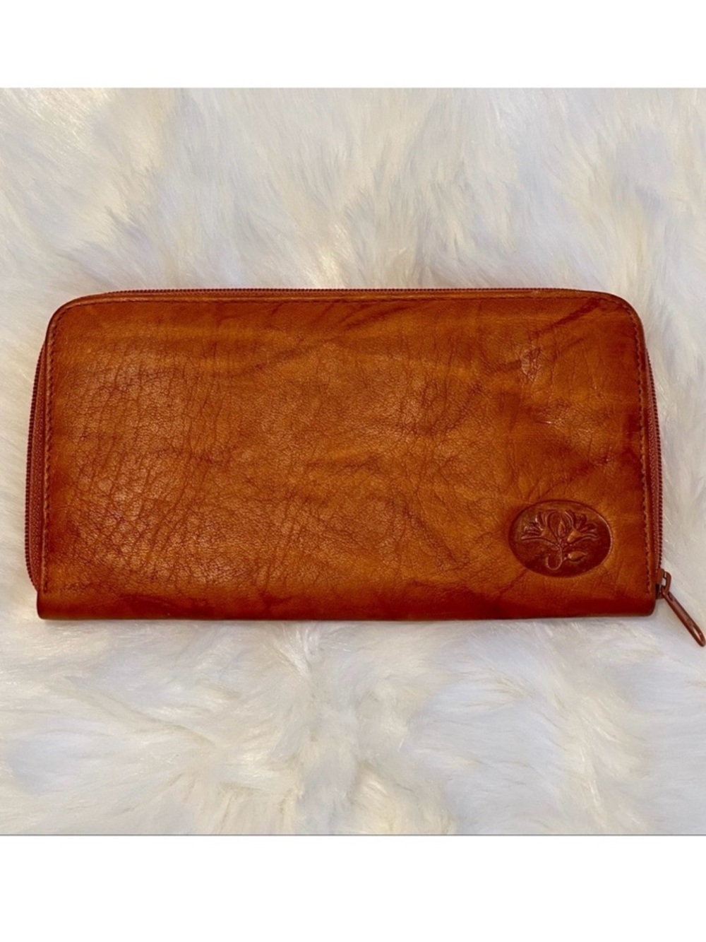 NWOT Buxton Marbled Top Grain Cowhide Wallet